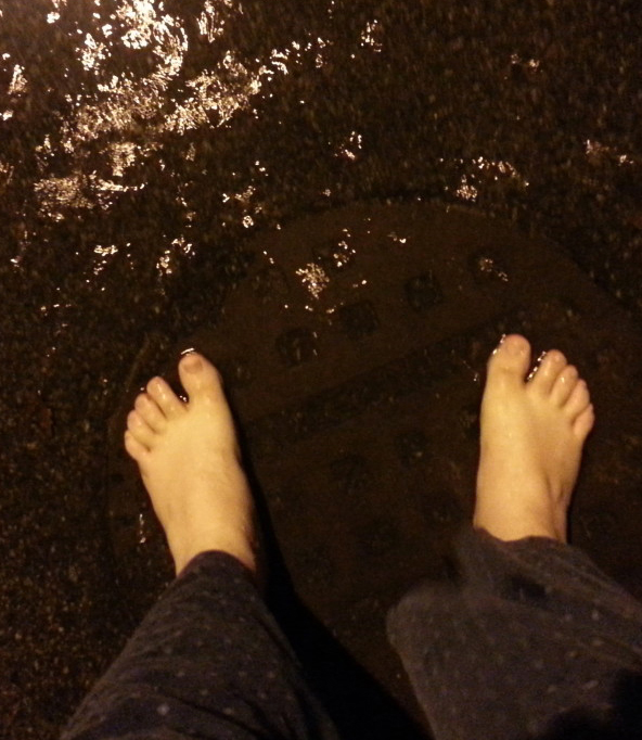 Patrick Rothfuss demonstrates how to #BilboItUp.